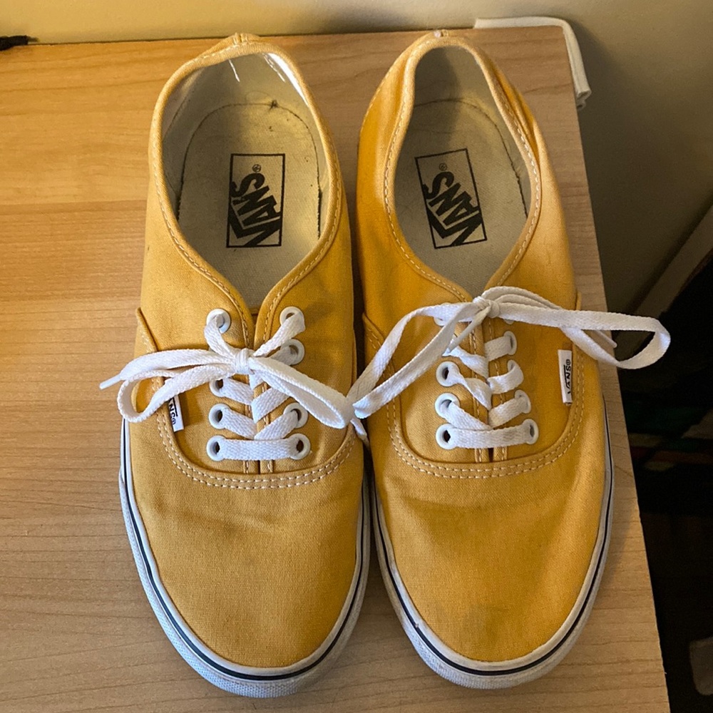 Canvas vans